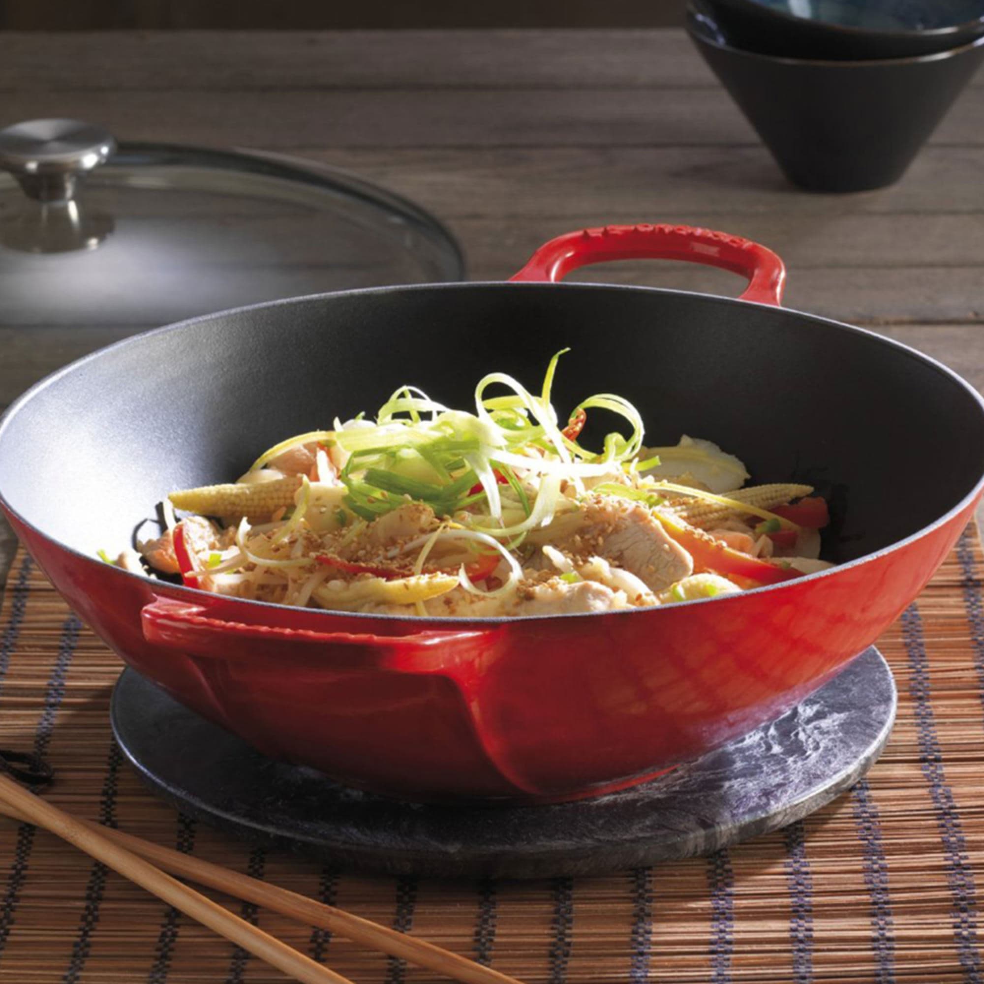 Le-Creuset-Wok-w--Lid-32cm-